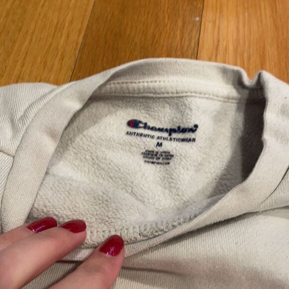 CHAMPION size medium kids sweater. Good condition - Picture 3 of 3